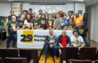 Plenária aprova plataforma para as eleições 2024